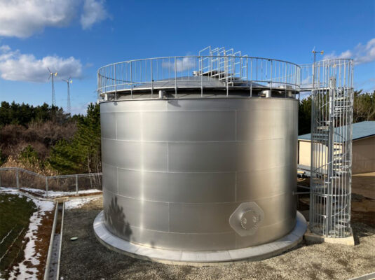 株式会社ベルテクノプラント工業：写真：円筒形タンク