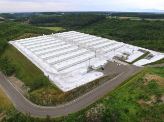 日本ホワイトファーム株式会社：写真：種鶏農場